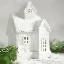 Набор фарфоровых светящихся елочных шаров со светильником "Пряничный домик"